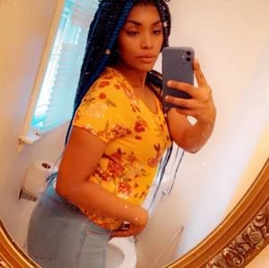 Meet your Posher, Nichole